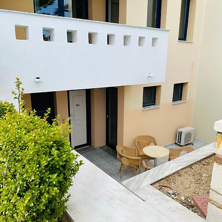 Monolia Sea Breeze Apartments Chios מראה חיצוני תמונה