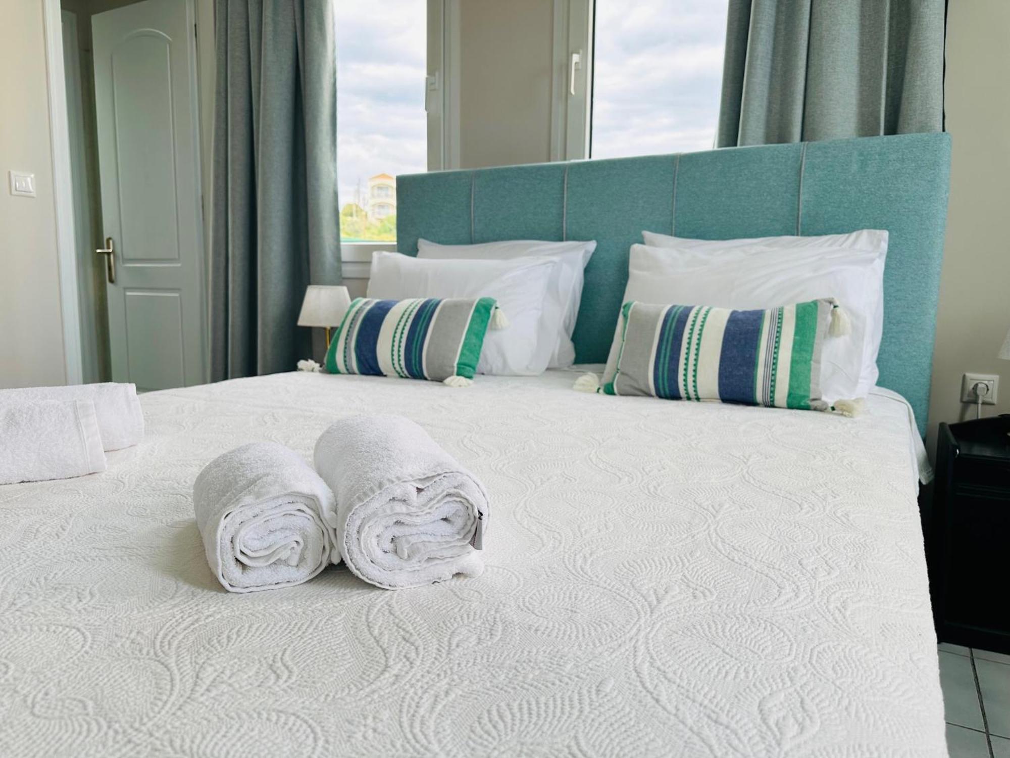 Monolia Sea Breeze Apartments Chios מראה חיצוני תמונה