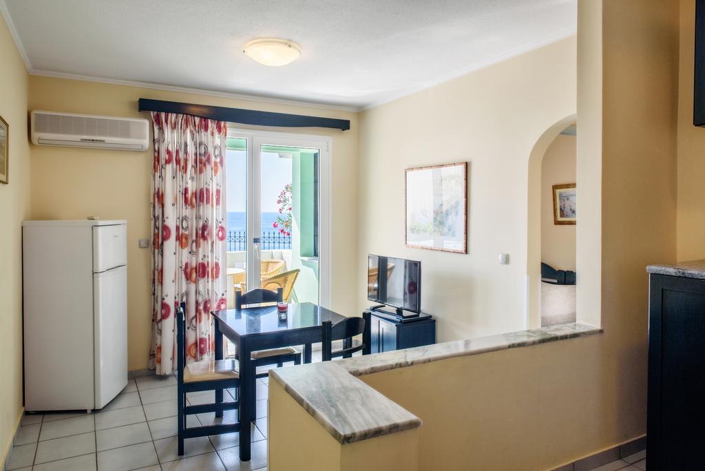 Monolia Sea Breeze Apartments Chios מראה חיצוני תמונה