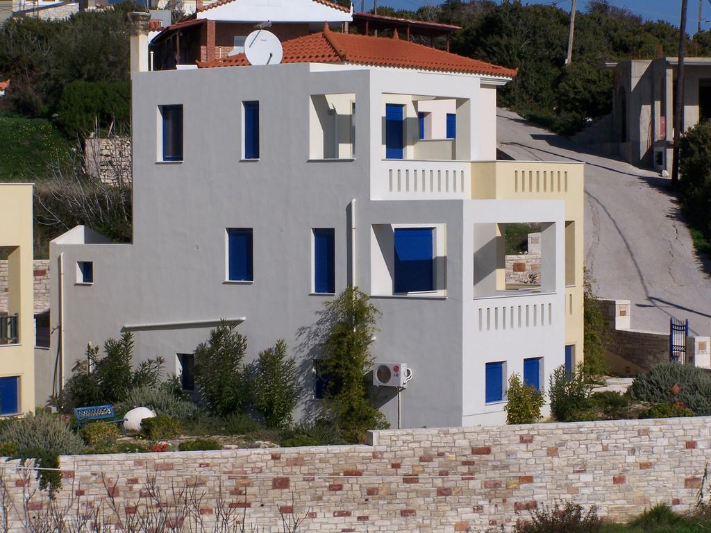 Monolia Sea Breeze Apartments Chios מראה חיצוני תמונה